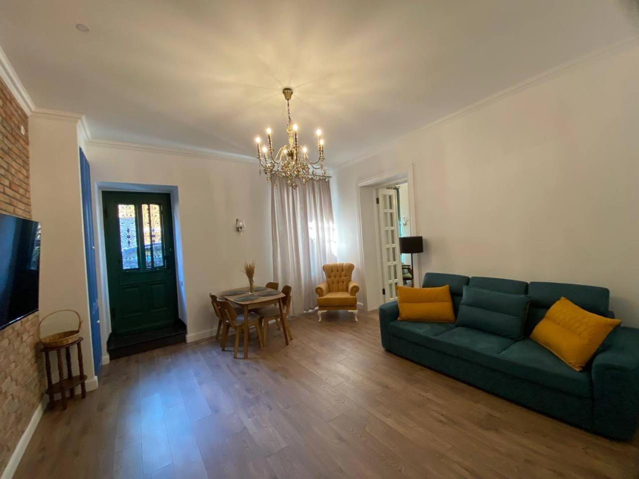 Apartments Margarita Тбилиси Экстерьер фото