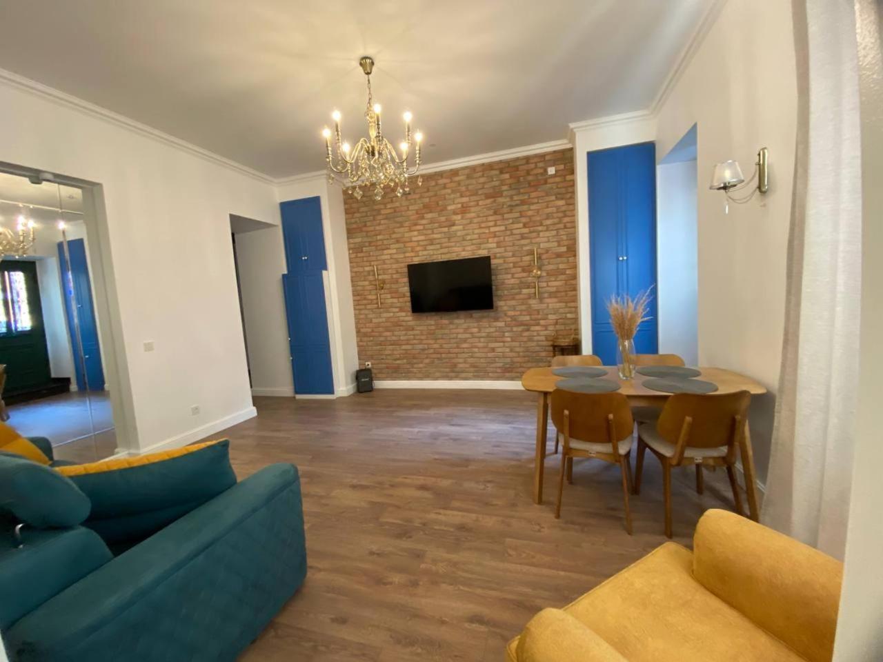 Apartments Margarita Тбилиси Экстерьер фото
